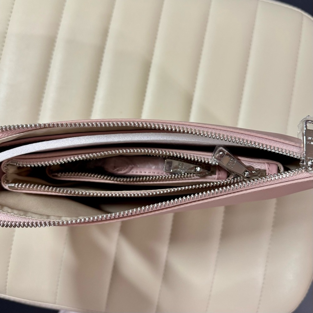 Mina Baie Blush Pouch Set - Picture 2 of 3